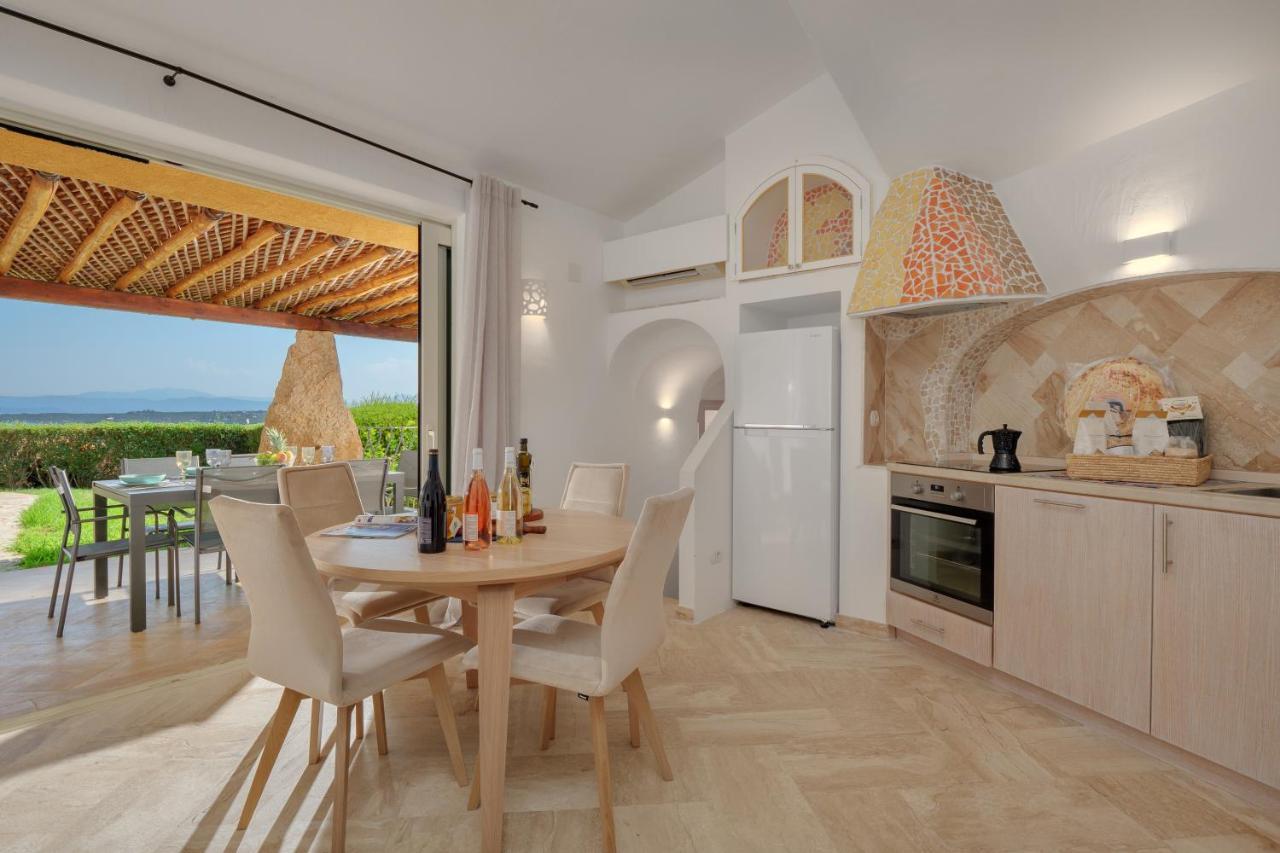 Villetta D'Arancia - Sherdenia Luxury Apartments Marinella  Exterior photo
